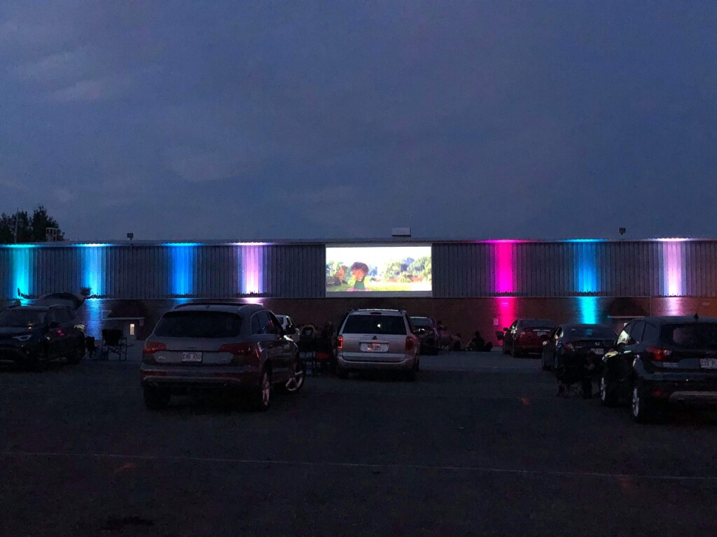 Ciné-parc à l'Aréna Robert-Fournier-